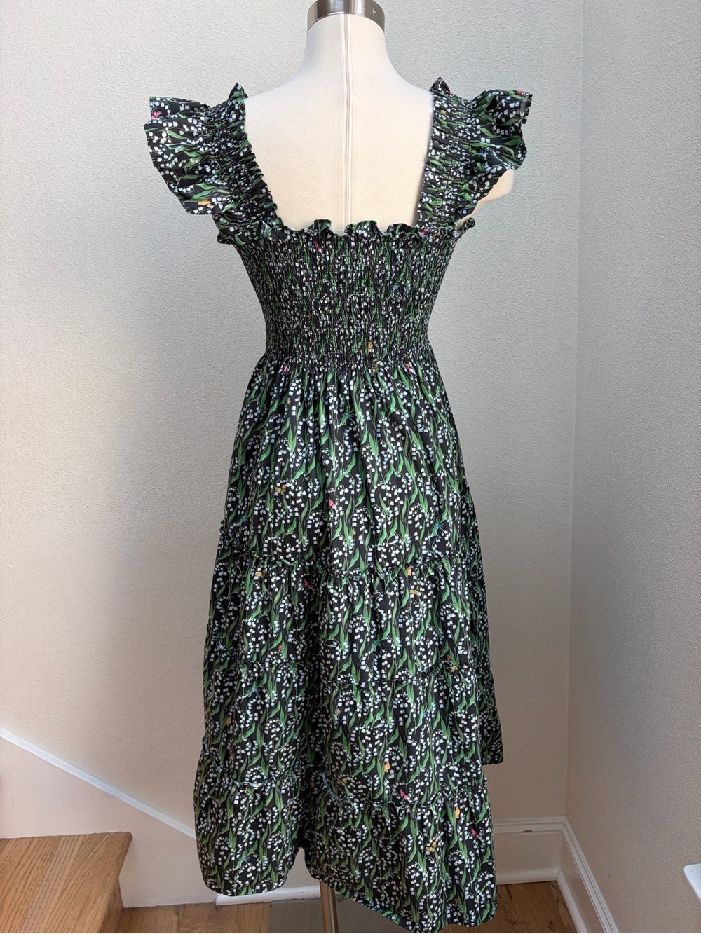 Hill House Home Ellie Nap Dress Lily Of The Valley Ruffle Fall Black Size Large - Picture 11 of 14